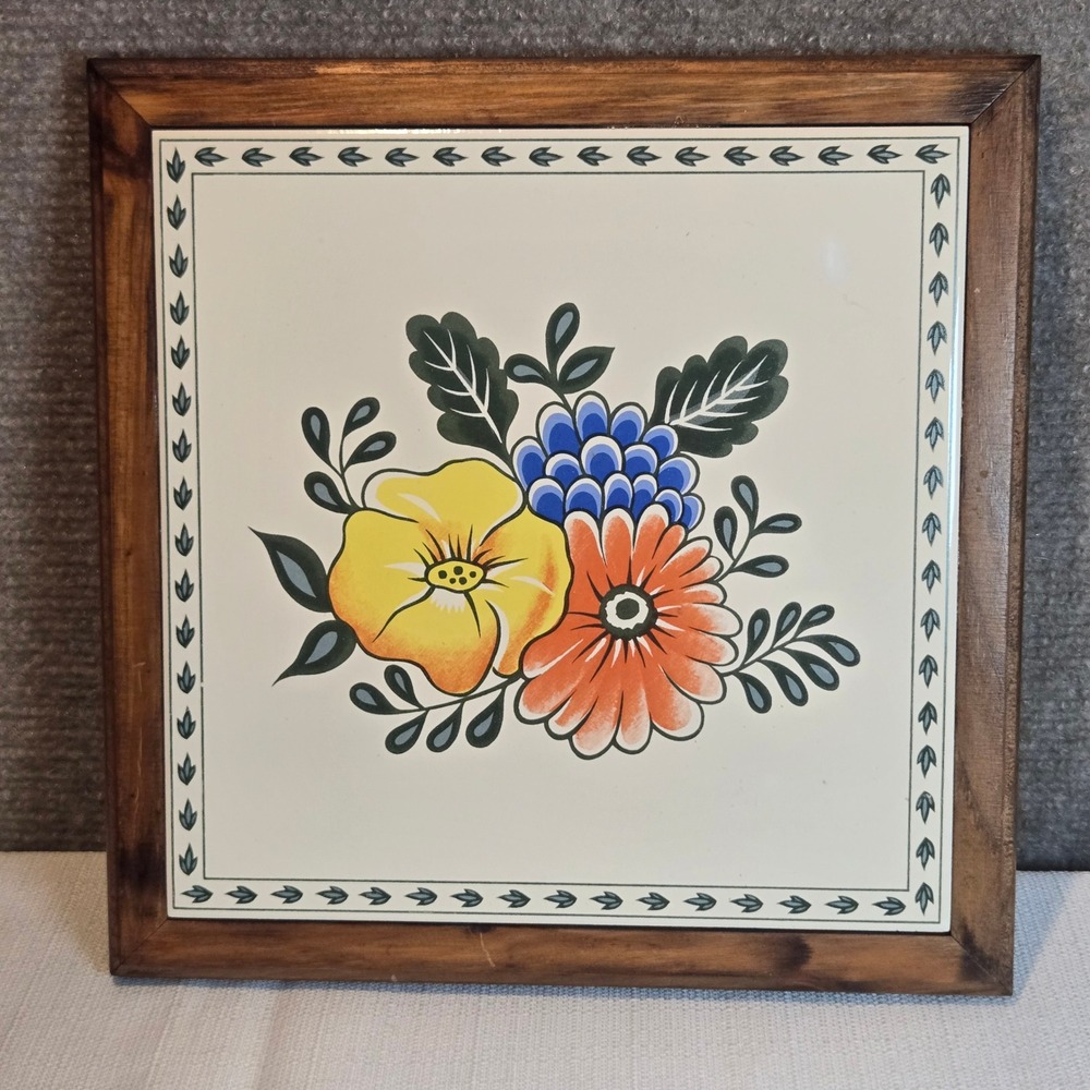 Vintage‎ Sanyo Color Tile Framed Floral Wall Art Ceramic Trivet Japan 8.5x8.5